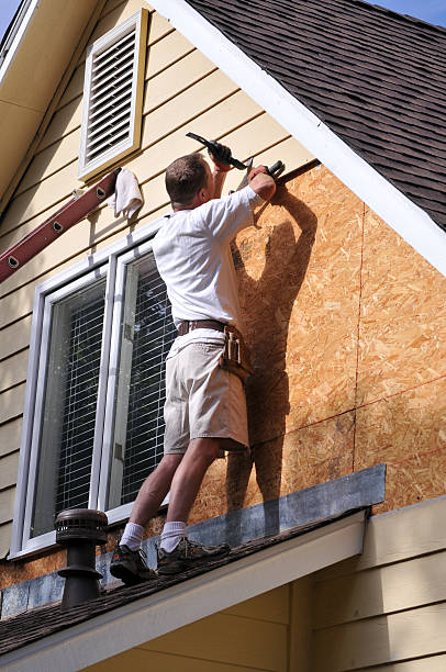 Best Siding Removal and Disposal  in Montebello, CA